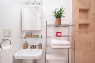 1435-3-3 Bedrooms 2Bath W D Prime Upper east - New York - 1