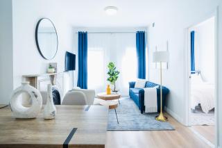 1435-4 I 3 Bedrooms 2Bath W D Prime Upper east - 0