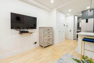 1597-13 I Brand new Studio Prime upper east W&D - New York - 1