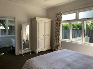Walnut House - Havelock North - 7