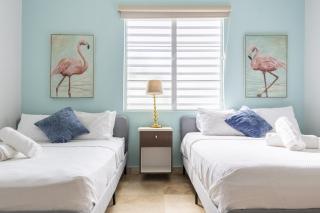 Prime Location at Condado Beach 3br 2 ba - Apt 1 - San Juan - 0