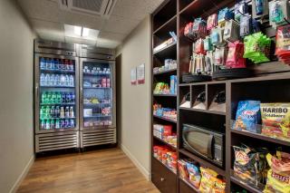 Drury Inn & Suites Evansville East - Evansville - 1