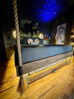 "Tree-Mendous Fun" Family Treehouse with 20ft Slide Near Dollywood & Pigeon Forge - 4