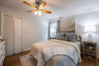 Downtown Bungalow Less than 1 Miles to UGA - Athens - 8