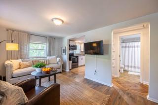 Downtown Bungalow Less than 1 Miles to UGA - Athens - 1