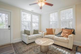 Classic City Apartment with Firepit - Athens - 9
