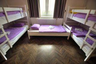Hostel Fair and Square - Belgrad - 3