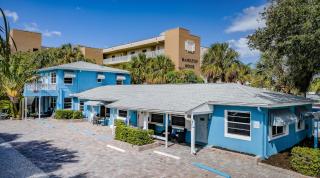 Blue Water Beachside Villa 1 - Clearwater Beach - 9