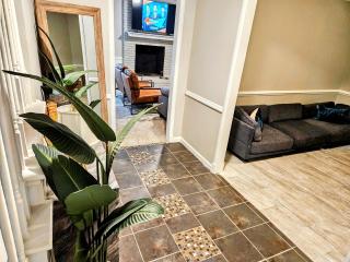 VillaQuèFrancia near Elvis Presley's Graceland 6 mins from Airport, Shuttle, & Rental Vehicle - Memphis - 9