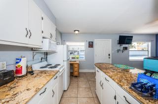 Blue Water Beachside villa 2 - Clearwater Beach - 1