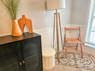 VillaQuèFrancia near Elvis Presley's Graceland 6 mins from Airport, Shuttle, & Rental Vehicle - Memphis - 7