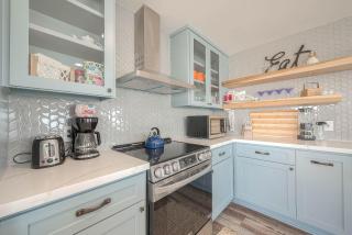 Surfside Beachfront Dream - Surfside Beach - 8