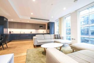 Large 3 Bed 3 Bath Terraced Flat in Central London - 6