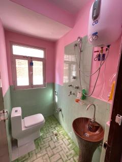 Andrew Home - Kathmandu - 1