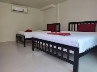 Kitty Guesthouse - Phi Phi Don - 1