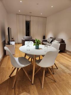Kaf Luxury Apartment - London - 3
