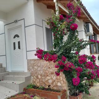 Denni’s Home - Sarandë - 5