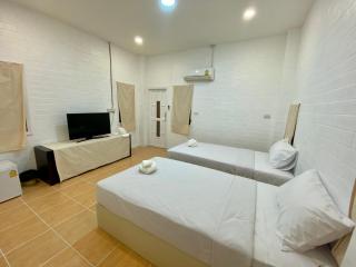 Whitehouse cafe&Guesthouse - Ban Sa La - 9