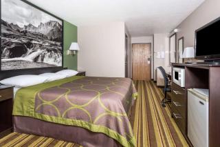 Super 8 by Wyndham Rock Springs - Rock Springs - 6