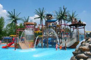 Aparthouse SUPREME with Terme Catez Swimming Pools Tickets - Čatež ob Savi - 1