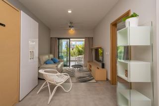 Wonderful Mont Choisy flat, huge lagoon pool - 1