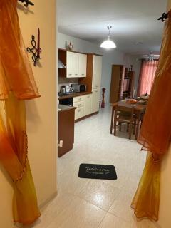 Regent Court - 3 bedroom apartment within walking distance from seafront - St Paul's Bay - 2