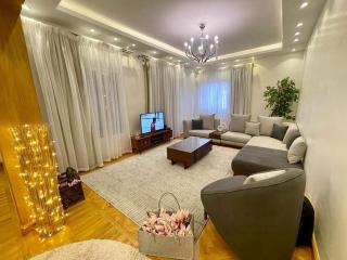 Urban Stay Luxury 2BR Apartment at the heart of Mohandeseen, Near Zamalek Cairo - Il Cairo - 3