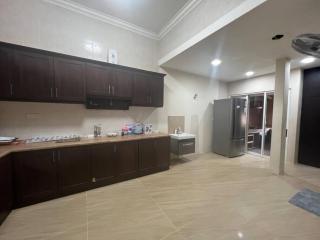 Big House for Family in Bukit Jelutong, Shah Alam - Shah Alam - 6