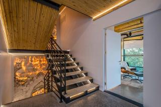 Cozy BNB - Halifax Rooftop - The Sunrise Room - 5