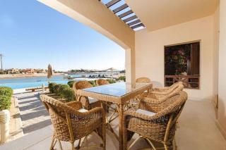 Sabina Lagoon view 2BR Apartment - 6