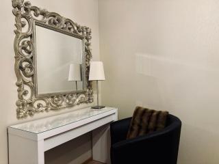 FlatsinRoi Apartments - 6