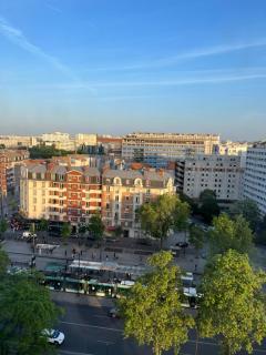Guest room in a shared apartment - Metro 7 and Tramway T3a - París - 6