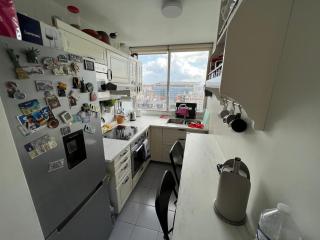 Guest room in a shared apartment - Metro 7 and Tramway T3a - París - 2
