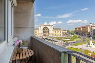 Cozy&Stylish at the Eastern Railway St. w Balcony - Budapest - 7