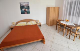 Awesome Apartment In Kustici - 6