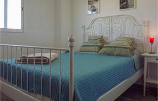 Lovely Apartment In Oliva - 3