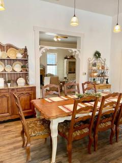 The Shopkeeper's Cottage ~ CHIC! - 7