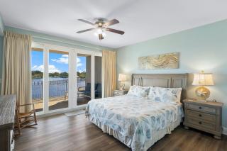 Low Floor 3BD plus Bunks Condo! Family Resort! 5 Pools! Free Beach Chair Service! - Panama City Beach - 9