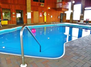 Royalton Inn & Suites Upper Sandusky - Upper Sandusky - 1