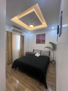 RICH-VANIA SUITES - 3