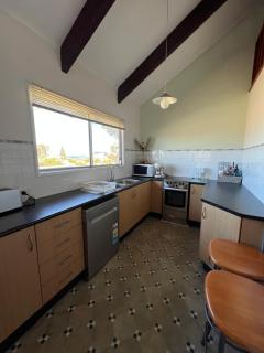 Simple Shack by the Beach - Callala Beach - 0