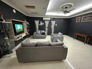 Pa&Ma HomeStay Kulim 4R3B fully aircond - Kulim - 7