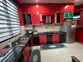 Pa&Ma HomeStay Kulim 4R3B fully aircond - Kulim - 6