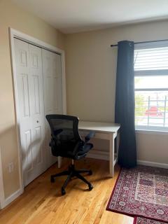 Business & Family Friendly Balcony Jacuzzi Free Park - Jersey City - 5