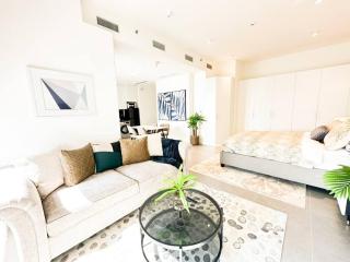 Trendy Studio withFree Parking Beach at Pixel 705T4 - 5