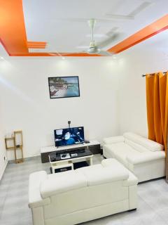 Charly-Calavi Appartement - 0