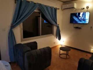 Charmant,bien localisé et lumineux Appartement F2M/401A - Douala - 8
