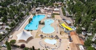 superbe mobil home 6/8 pers,clim, sans vis a vis dans camping 4* espace aquatique - Vias - 1