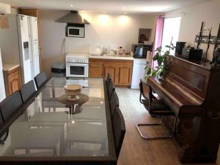 Rez de maison jardin appart - Saint-Pont - 5