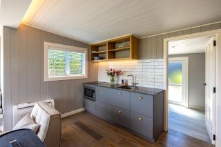 Smiths Cottage - Stay Waiheke - Oneroa - 3